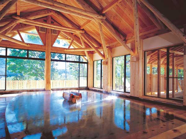 青森ヒバの大浴場