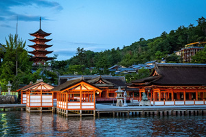 厳島神社