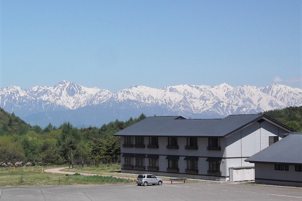 国民宿舎聖山パノラマホテル外観