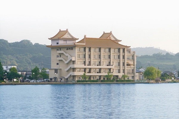 水明荘